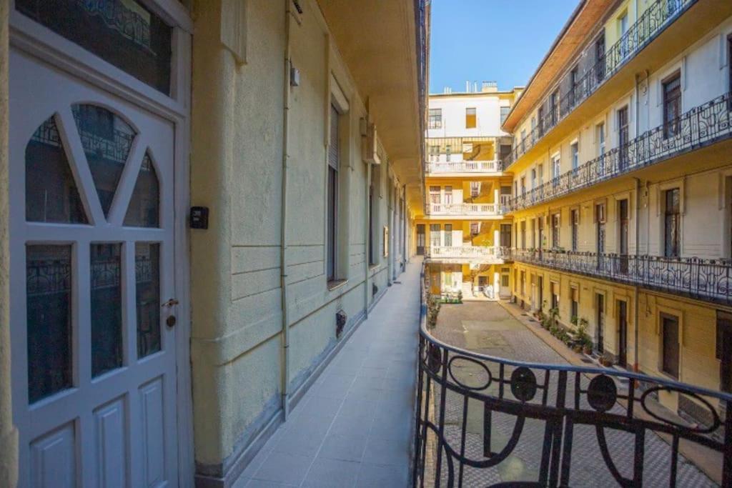 בודפשט Cosy 2 Bedroom Flat In Akacfa St., Sol מראה חיצוני תמונה
